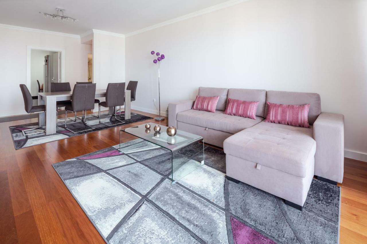 Elegant Apartment With Sea Views By Trip2Portugal 푼샬 외부 사진